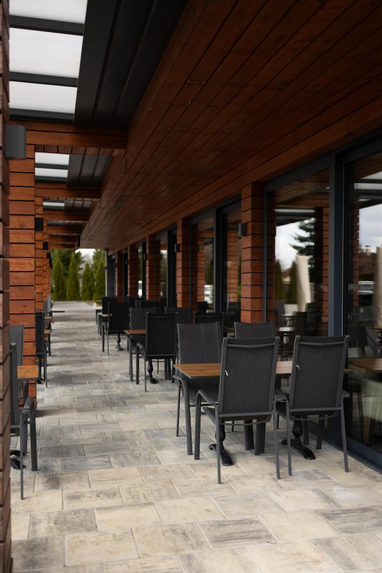 Gazda Hotel&Restaurant - Self Chek-In Jesenice  Exterior photo